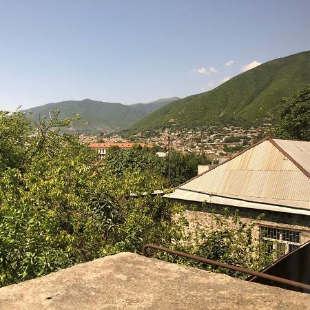 Bed and Breakfast Shaki Host House à Şǝki Extérieur photo