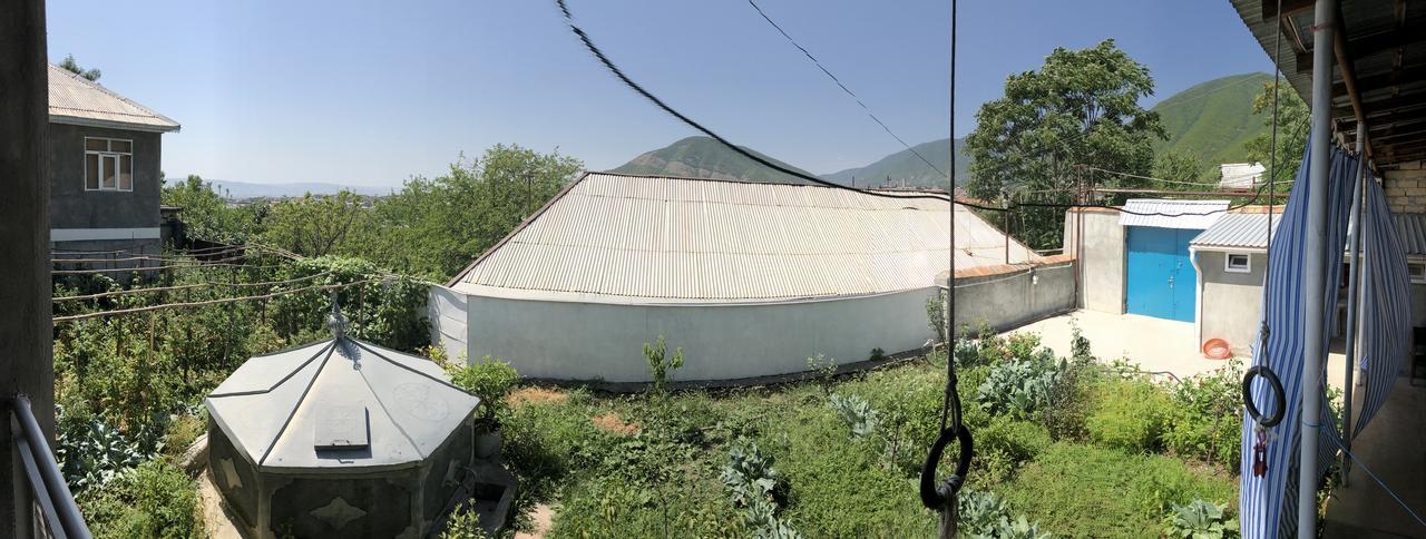 Bed and Breakfast Shaki Host House à Şǝki Extérieur photo